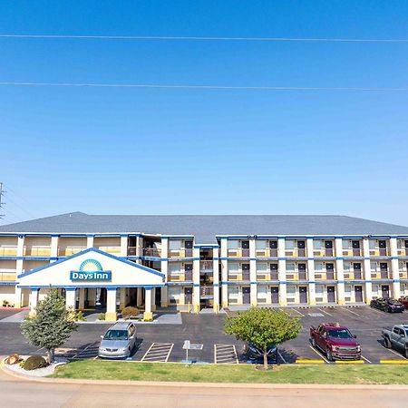 Days Inn By Wyndham Oklahoma City/Moore Exterior photo